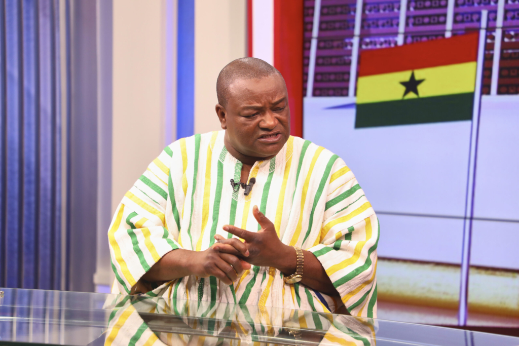 Cedi stabilization: Hassan Ayariga hails government's fiscal discipline and sound economic policies - Nsemkeka