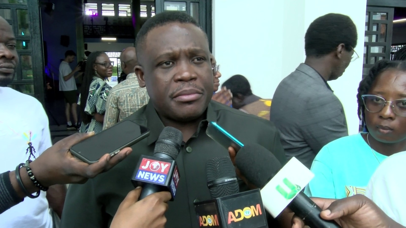 Communication Ministry assures data price cuts as TELCOS prepare to reduce costs soon - Nsemkeka