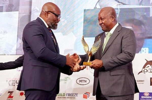 Daniel McKorley named Salt Mining CEO of the Year at 2025 Ghana CEO Summit - Nsemkeka