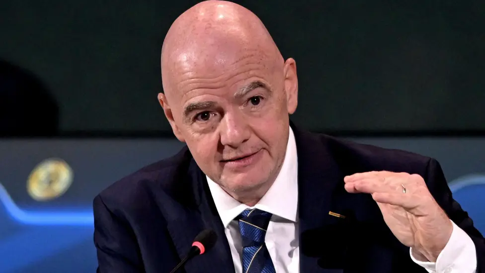 Delegates walk out of Fifa congress after Infantino arrives late from Trump trip - Nsemkeka