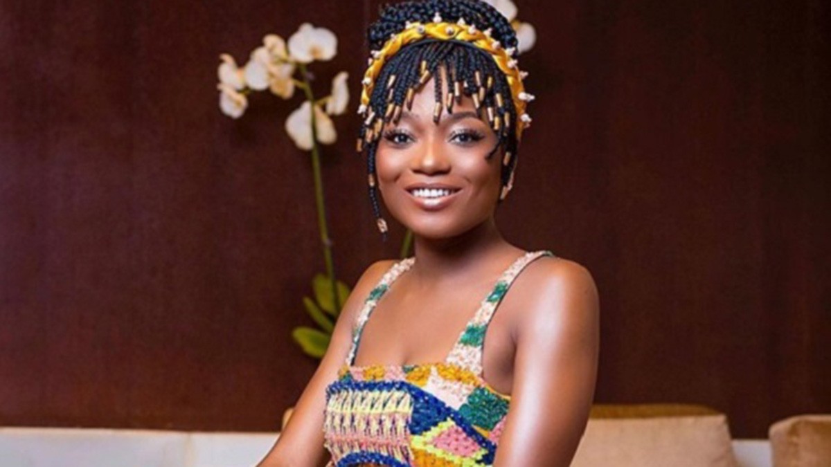 Efya Credits Her Mother As Backbone Of Her Career, Praises Industry Support - Nsemkeka.com