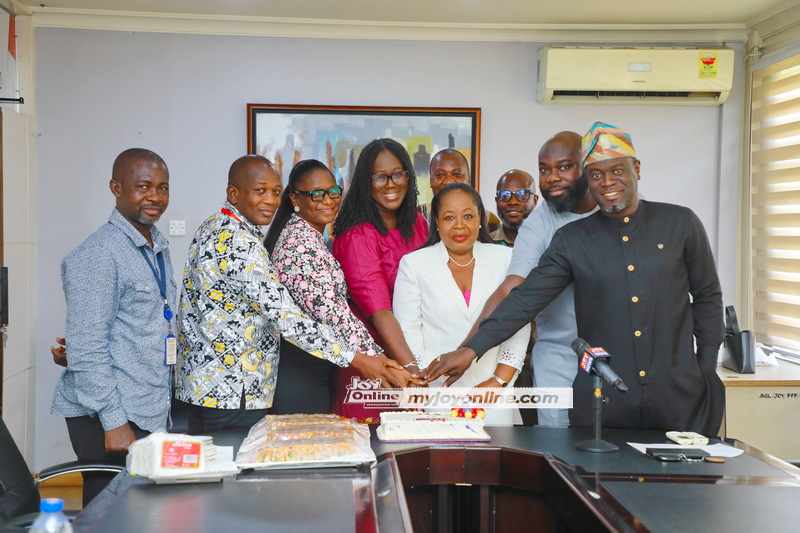 Former High Commissioner Barbara Akuorkor Benisa celebrates Joy FM at 30 with heartfelt visit - Nsemkeka