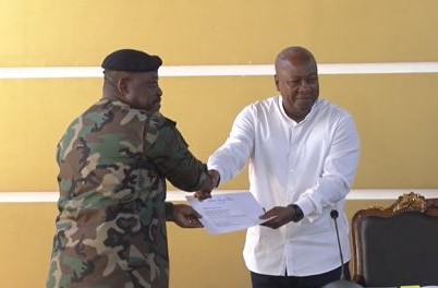 GAF commanders donate one-month salary to Mahama Cares Fund - Nsemkeka