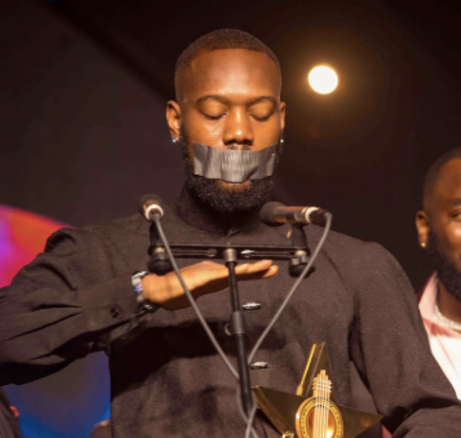 “IT SYMBOLIZED HOW MEN SUFFER IN SILENCE” – Tulenkey Explains Why He Taped His Lips at 2025 TGMAs - Nsemkeka