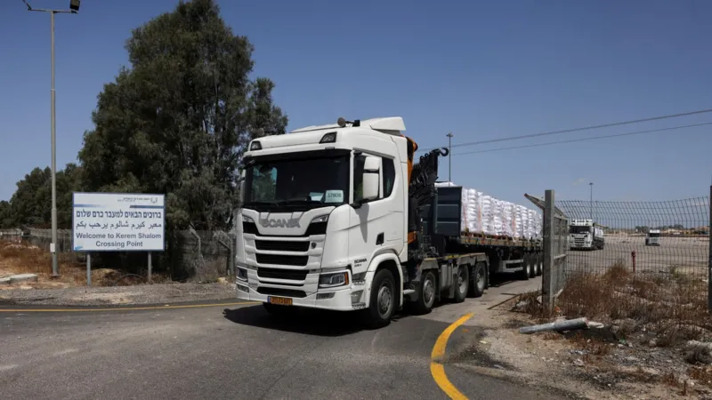 Israel allows five UN aid lorries into Gaza after 11-week blockade - Nsemkeka