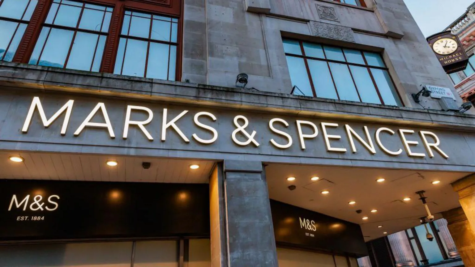 M&S website completely down, leaving users unable to browse - Nsemkeka
