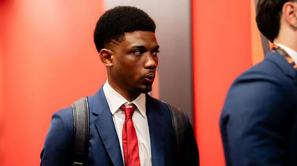 Man Utd's Amad makes obscene gesture after 'personal abuse' - Nsemkeka