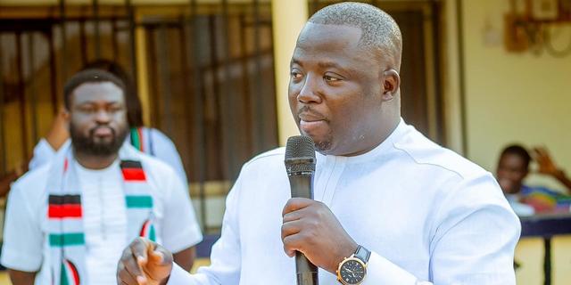 Mustapha Gbande apologises for Sammy Gyamfi's cash gift, vows it will not recur - Nsemkeka