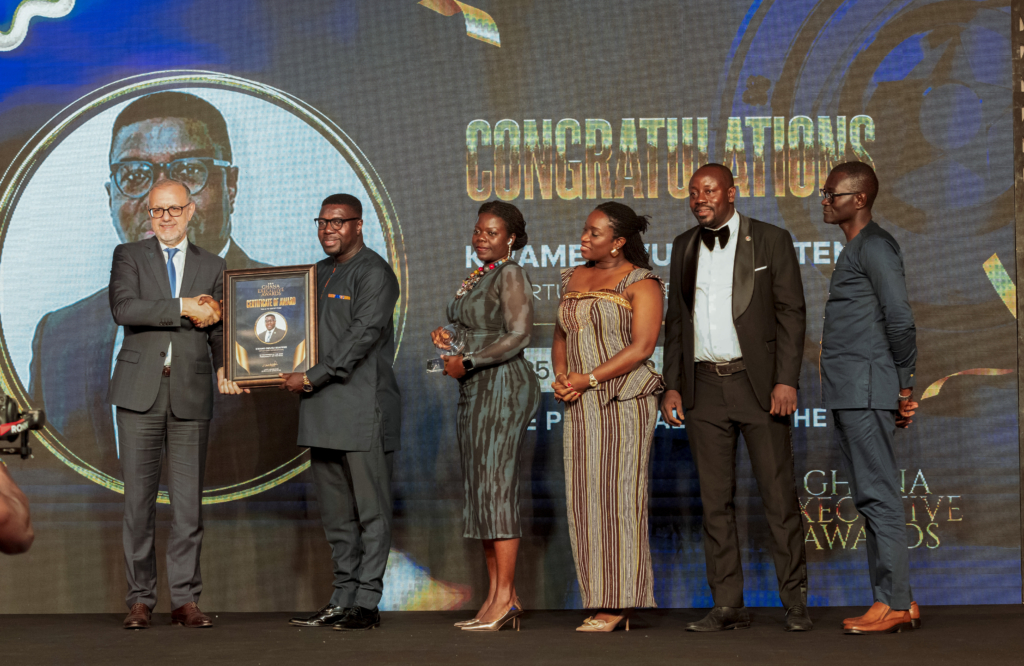 Opportunity International CEO Kwame Owusu-Boateng named 'Male Personality of the Year' at Ghana Executive Awards 2025 - Nsemkeka