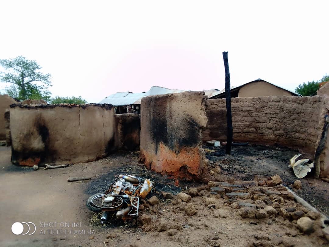 Over 20 houses torched in Gumyoko amid Bawku chieftaincy conflict spillover - Nsemkeka