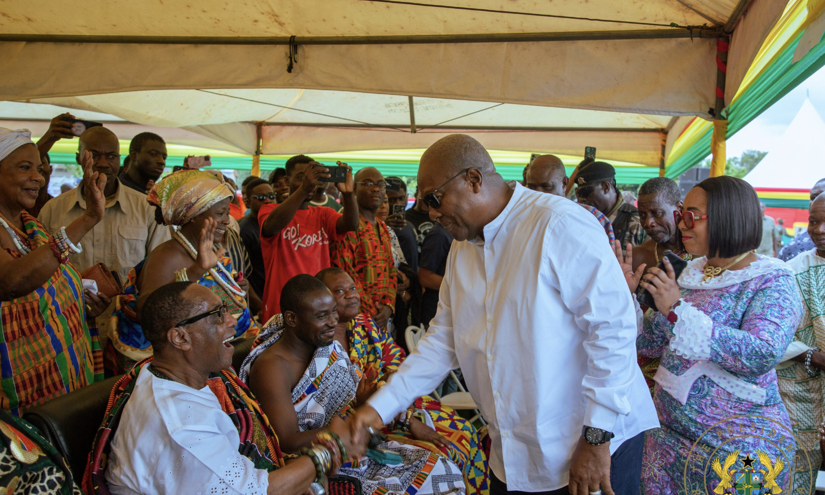 President Mahama assures chiefs and people of Greater Accra of good roads - Nsemkeka