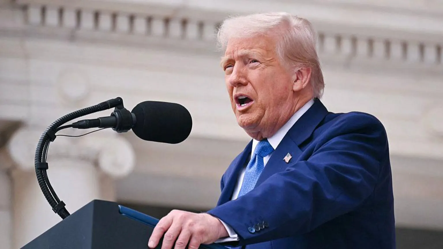 Supreme Court allows Trump to revoke legal status for 500,000 migrants - Nsemkeka