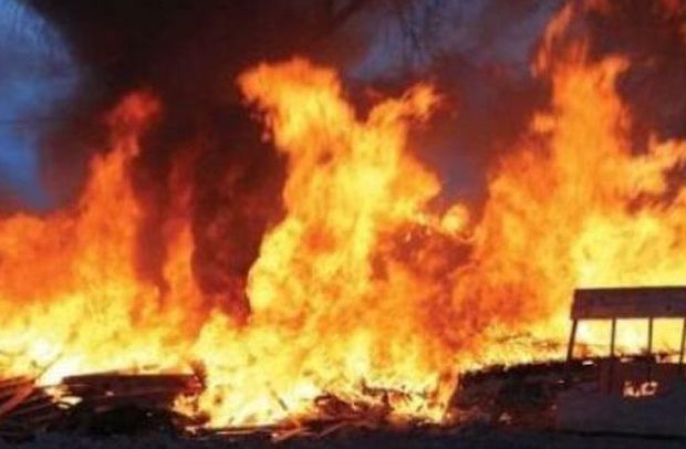 5 motorbikes, fufu pounding machine destroyed as fire guts mechanic shop at Kintampo - Nsemkeka