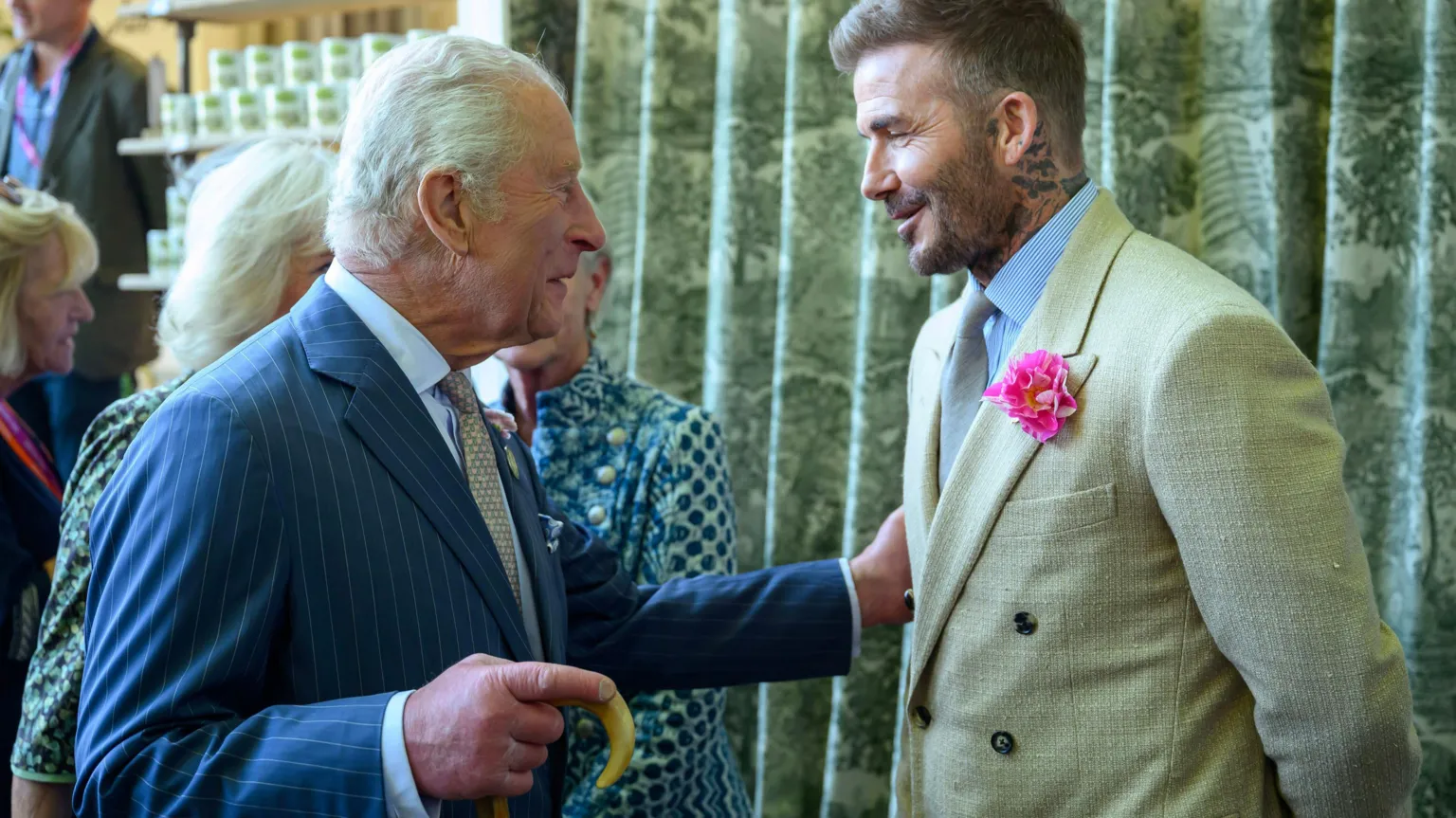 Beckham scores a winner with the royal circle - Nsemkeka