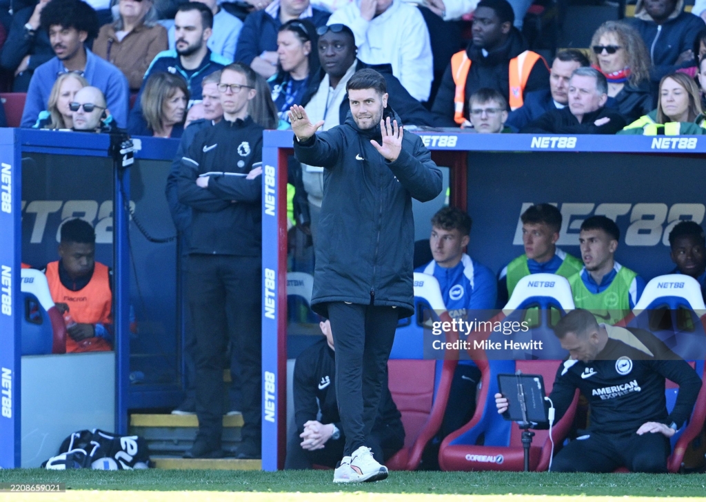 Brighton boss Fabian Hurzeler 'delighted' with Tariq Lamptey contract extention - Nsemkeka