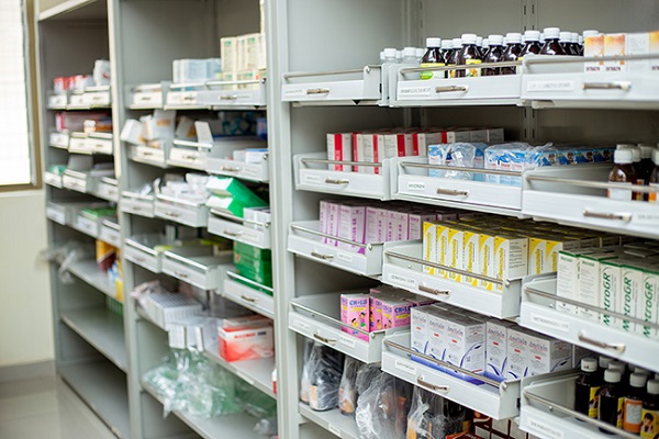 Chamber of Pharmacy, pharmaceutical importers announces price cuts after cedi appreciation - Nsemkeka