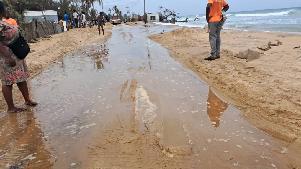 Climate Talks Dialogue moves to Keta to integrate indigenous knowledge into coastal resilience strategy - Nsemkeka