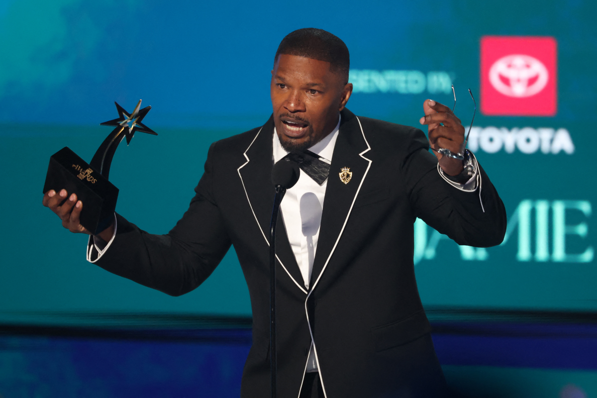 From Survivor to Icon: Jamie Foxx Owns the Night at the BET Awards - Nsemkeka