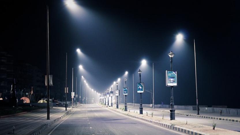 Gov’t to roll out nationwide streetlight project to boost night security – Mahama - Nsemkeka