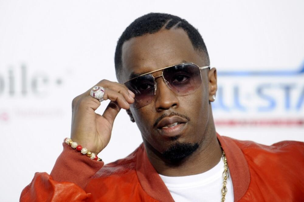 Judge threatens to remove Diddy from courtroom - Nsemkeka