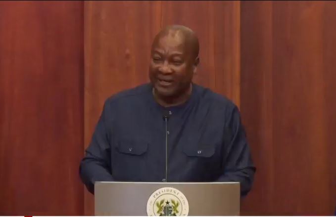 Mahama praises Otumfuo's role in good governance, youth empowerment, and national development - Nsemkeka