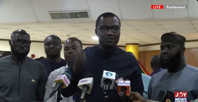 Minority accuses First Deputy Speaker of partisanship - Nsemkeka