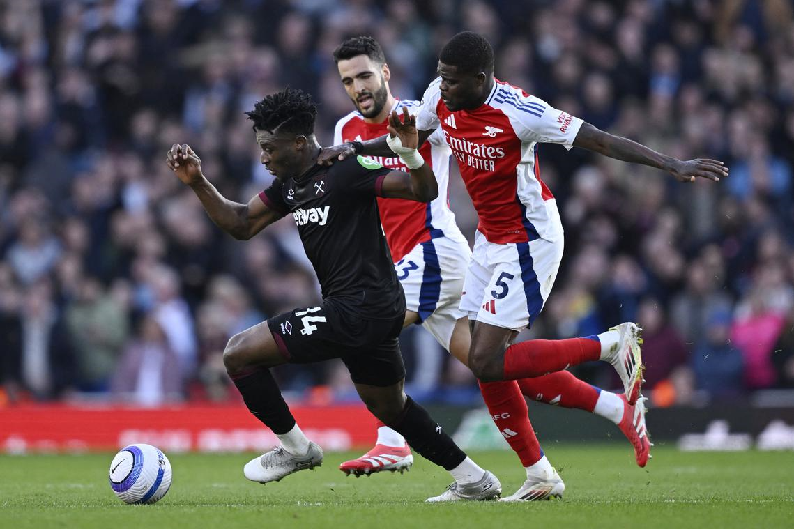 Partey defends Kudus after challenging season at West Ham - Nsemkeka