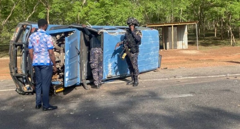 Police escort vehicle somersaults in near-fatal crash near Binduri - Nsemkeka