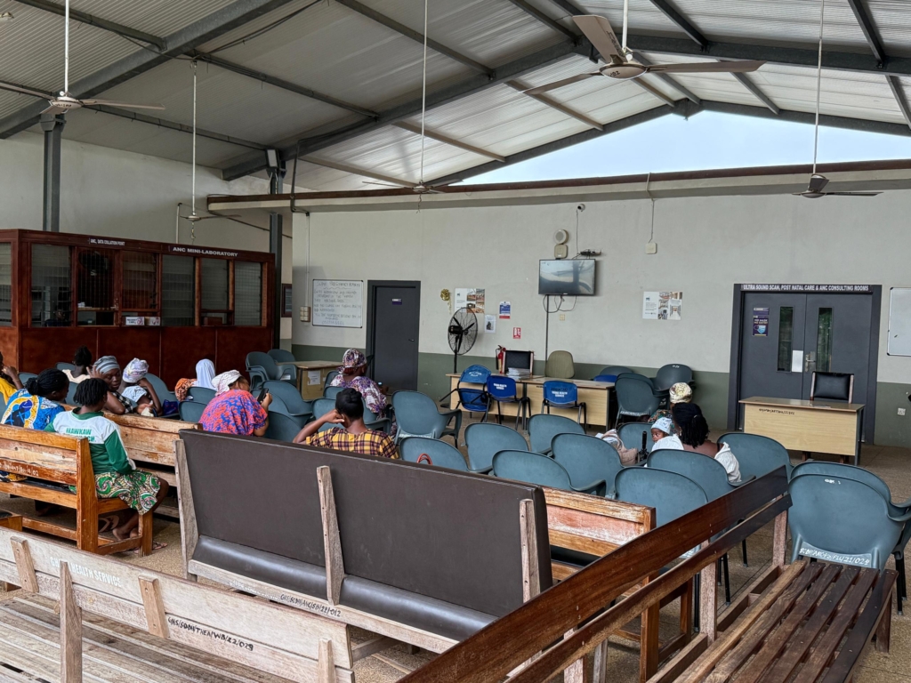 Strike by nurses disrupts healthcare services across Ghana - Nsemkeka
