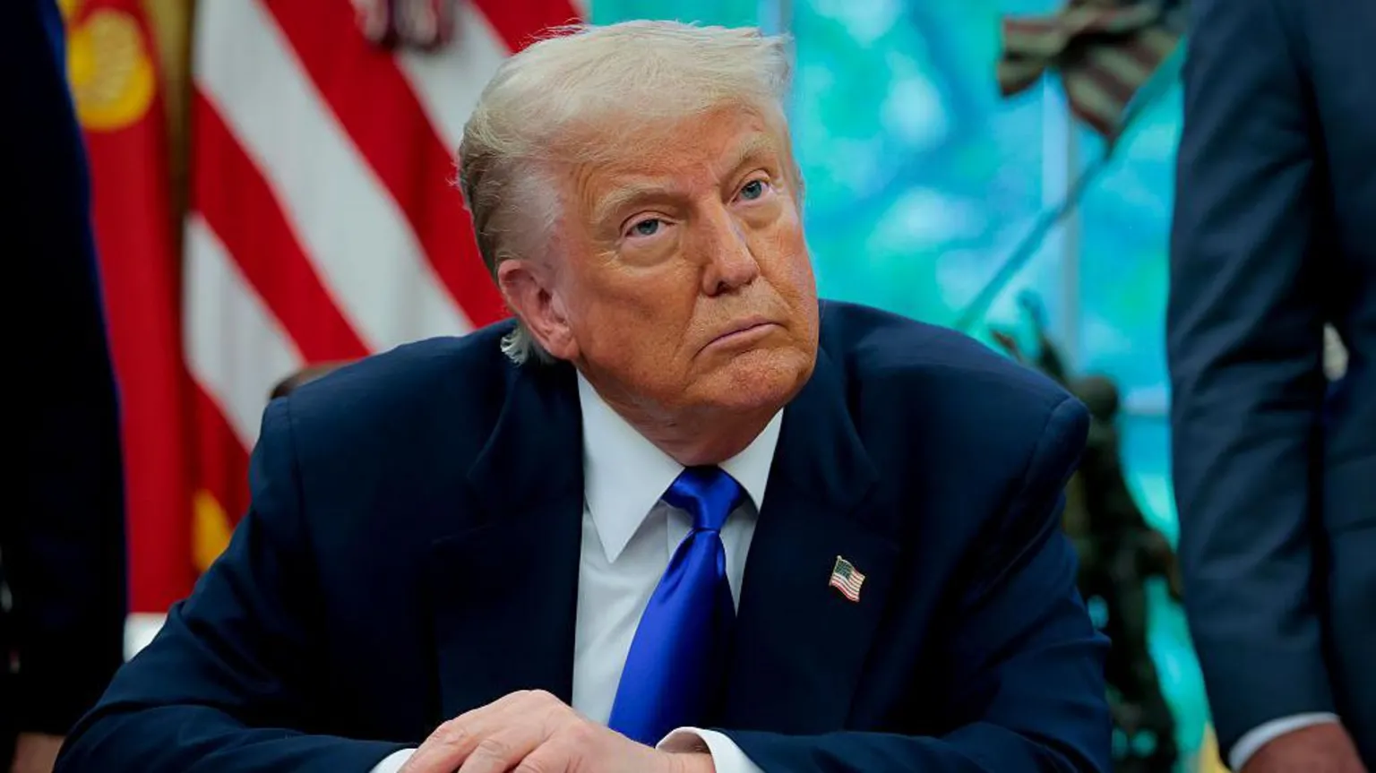 Trump signs proclamation banning travel from 12 countries including Congo, Libya, Sudan - Nsemkeka